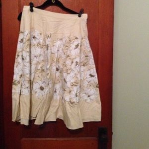 Floral skirt size 10